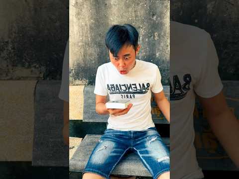 The story between Iphone and Samsung 😂#trending #viralvideo #shortsvideo