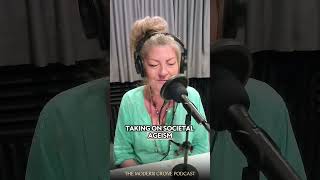 The Modern Crone with @sundialstudiossingapore Now streaming: www.daniellevandevelde.com/podcast/