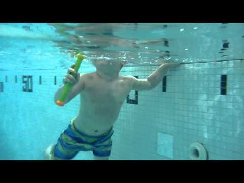 3yo William doing a backflip and frontflip in the water at the YMCA