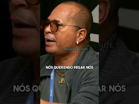 😂⚽CHULAPA e RONALDINHO saíram na mão com 15 torcedores| PARTE 1 #shorts