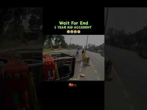 🖤2 YEAR KID ACCEDENT 😭🥺. #motovlog#viral #raiders#crash#duke390 #girl#shorts #zx10r