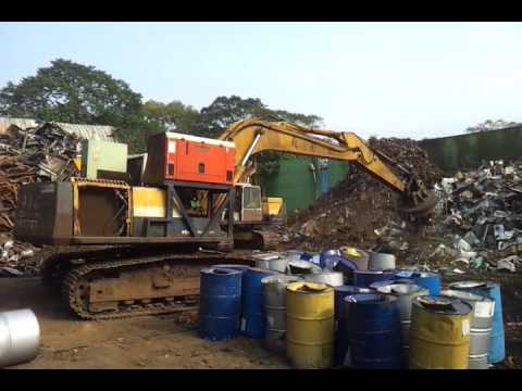 大春電機電磁吸盤-廢鐵裝卸 JADE MAGNETICS - SCRAP HANDLING MAGNET - YouTube(23秒)