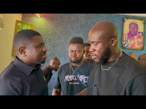 😭KOMFO KOLEGE CRIES LIKE A CHILD AS AKABENEZER CAME TO MOURN WITH HIM😭
