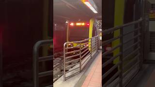 Metro E Line departing 7th St/Metro Center #shorts #youtubeshorts #fyp