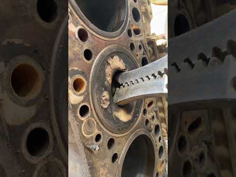 Piston 😿😹😹🙌🏻 #automobile #mechanic #shorts #ytshorts #youtubeshorts