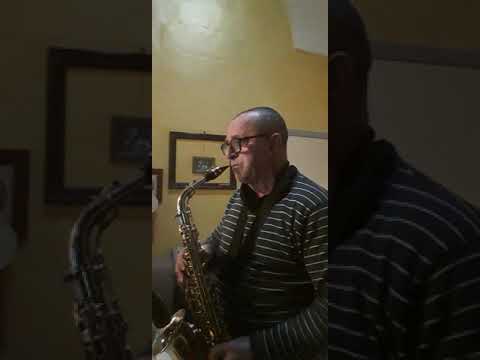 Joe al sax