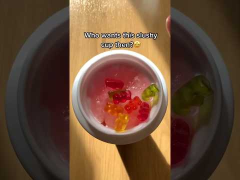 This Cup Turns Any Drink Into A Slushy!!! Slushycup.com