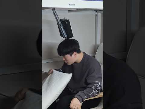 아이패드 떨어져서 개박살 난다고??