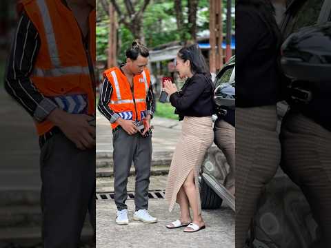 Abang tukang parkir jadi penyelamat #trending #shortvideo