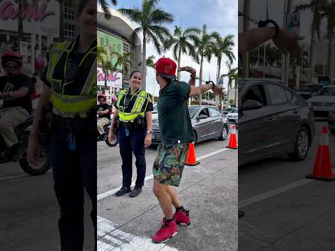 🫣💕 #vtyellow #miami #police