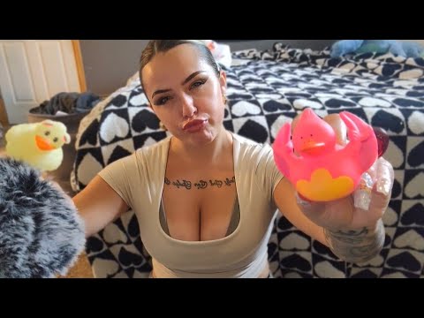 asmr- rubber duckies tapping & kisses 💖 