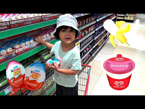 Misha Belanja Sendiri di Supermarket 🛒 Beli Es Krim + Kinder Joy