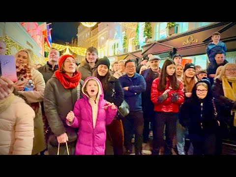 Most HEARTWARMING Moment Crowd Took Over SINGING - Fairytale Of New York | Allie Sherlock Cover