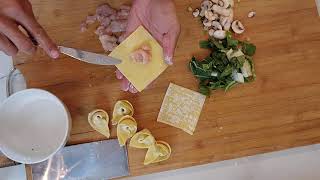 How to make wonton soup at home