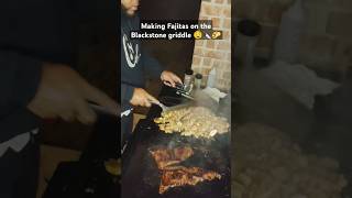 Making Fajitas on Taco Tuesday on the Blackstone griddle#blackstonegriddle #food #cooking#foodie
