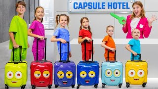 Superheroes hotel and seven colour challenge
