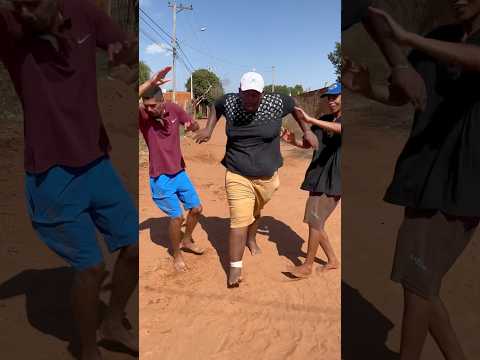 Guerra de bexigas ,acertando a pessoa errada #viralshort #comedia #viralvideo #humor