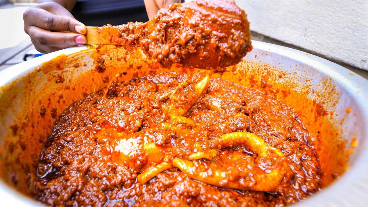 Ethiopian Food - The ONE DISH You Have To Eat in ETHIOPIA
