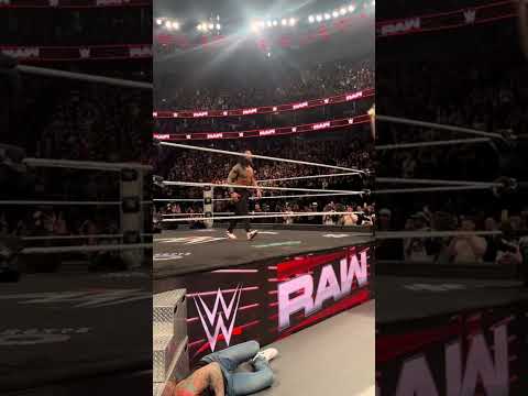 roman reigns superman punch poul heyman on raw