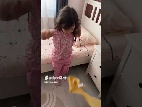 Zehra üzerini değiştir #park #baby