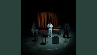 AKLIM BAŞIMDA DEĞİL