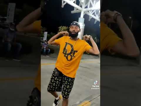 ARCÁNGEL LA MARAVILLA SALIENDO DEL HOSPITAL / LOS DOCTORES LE RECETARON ALGO 🙊