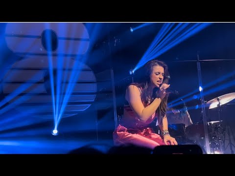 Tate McRae - wish i loved you in the 90s (LIVE from TOUR NYC 3/31/22)