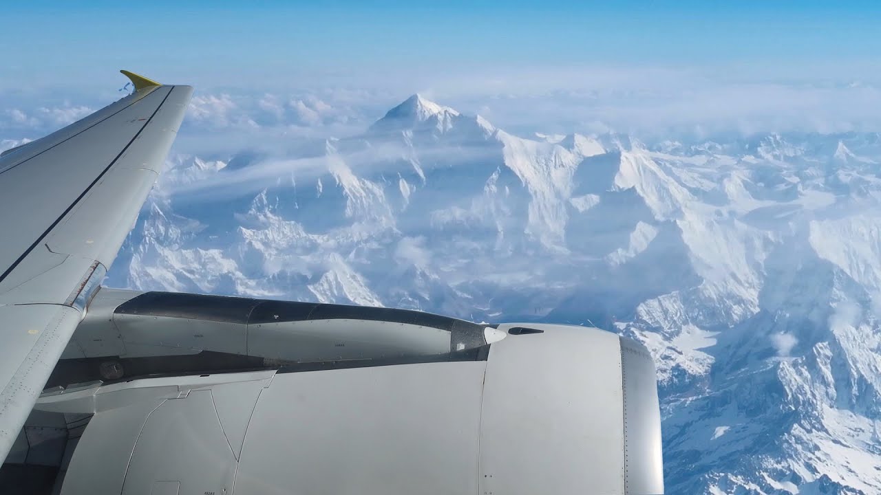 Landing at the world's most dangerous airport: Paro in Bhutan (AMAZING Mount Everest views)