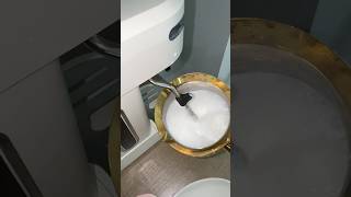 Nada mejor como un cafe recien molido, como lo prefieres tu con leche o sin leche? #fyp  #cafe