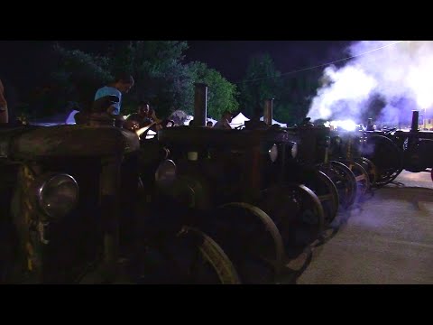 Baura 2024 (notturna) - Aratura d'epoca e Landini testacalda | Vintage hot bulb tractors plowing