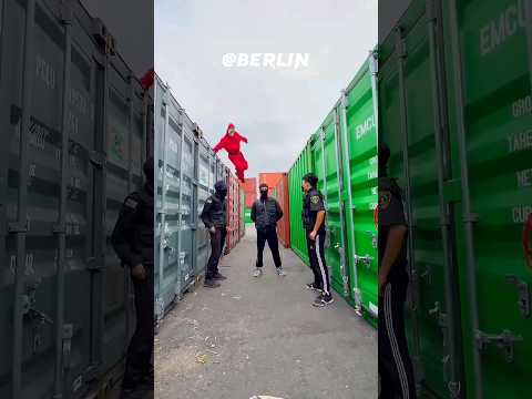 Money Hiest Vs Police ll 107.0 #moneyhiest #bubblesgangz #badguys #police #parkour #swat