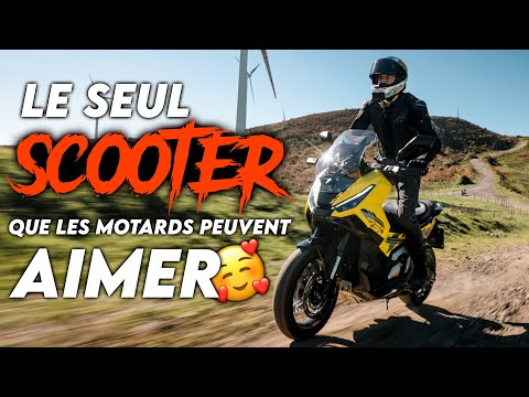 Un motard en X-ADV 750 2025 ! (j'ai flippé en tout-terrain) - ErDoZz