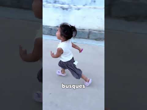 Esta niña esta celosa de su hermana