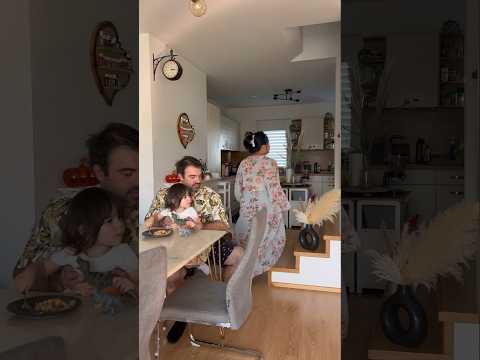 PYJAMA : BAJU DINAS 😅 #relateable #related #shorts #husbandwife #marriedlife #funnyshorts