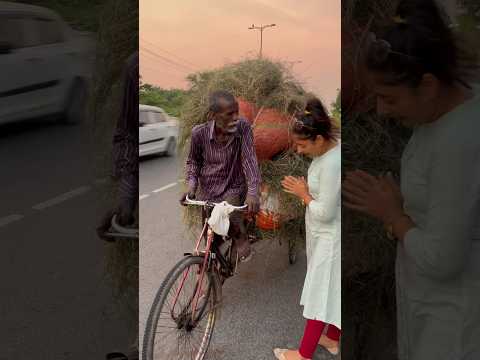 पसीने की स्याही से जो लिखते हैं इरादें को,उसके मुक्कद्दर के सफ़ेद पन्ने कभी कोरे नही होते #humanity