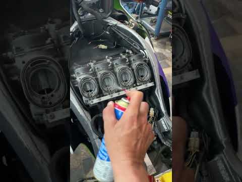 Four cylinders are really good #Motorcycle #Motorcycle maintenance #EngineRepair #Maintenance