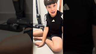 Rafael ensinando como virar figurinhas no bafão #shorts