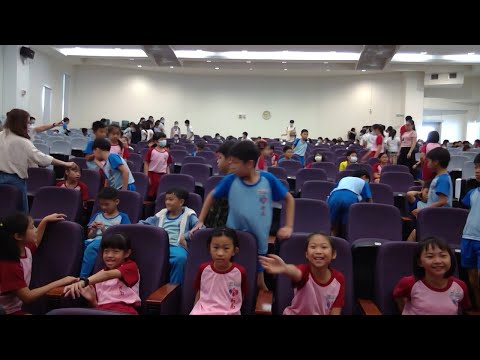 台南市新南國小母親節活動 - YouTube