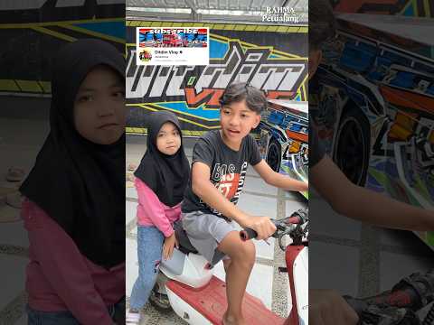 Diboncengin Kak Ditdim Vlog Keliling Kampung.😁 #bolang #petualangan #funny