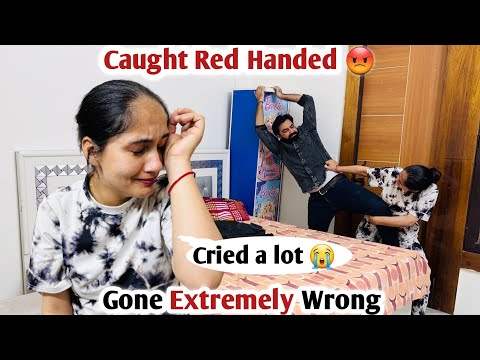 Gold चोरी करती हुई पकड़ी गई Prank on wife Gone Wrong😭 | Soniya ki FIR ho gai | epic reaction