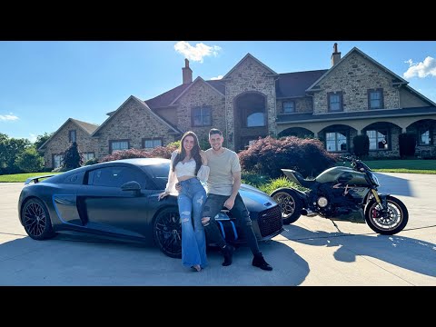 Celebrating Our 10 Year Anniversary & Fixing My Custom Diavel V4!!!