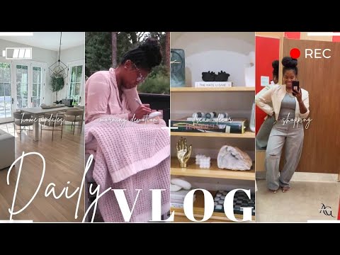 VLOG || morning devotion, a little (okay a lot) shopping, my DREAM floors are here | Alicia B Gettys