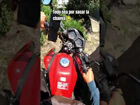 todo sea por esos 20 pesotes #repartidor #trabajo #motos #bikers #honda #yamaha #suzuki