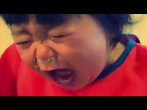 【赤ちゃん☆こなつ】　おもしろ動画　泣き　Ｗ鼻ちょうちん　Double nose balloon
