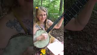 Lil snippet of a new tune. Maybe gonna call it “Tiny Machine”?