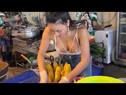 Pretty Pattaya Lady Serves Spicy Salad - Thai Street Food