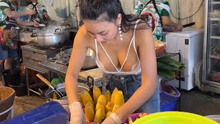 Pretty Pattaya Lady Serves Spicy Salad - Thai Street Food