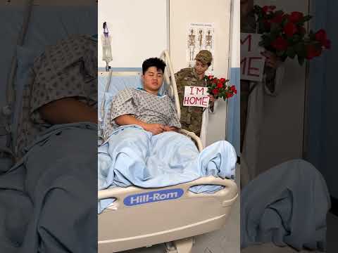 Military Soldier Returns Home To VIsit Loved Ones!❤️