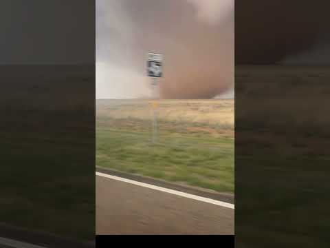 How about a little HIGH PLAINS INSANITY!? #stormchasing