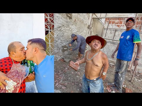 LEÔNCIO MOSTRA AOS PEDREIROS O VÍDEO BEIJANDO PILILIU 🤣 | PILILIU DA RESENHA
